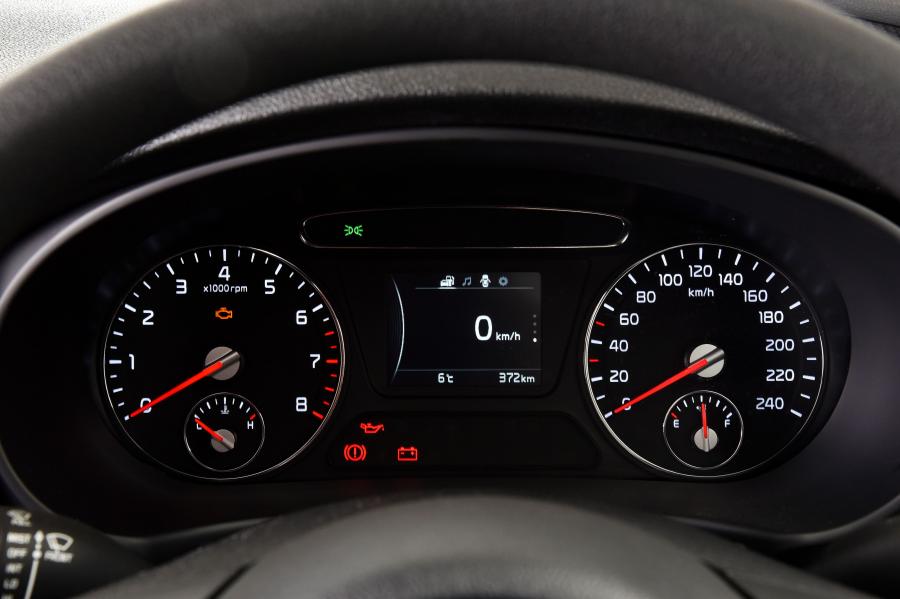  Kia Sorento LS 2015 года  (ZA) (фото 13 из 22)